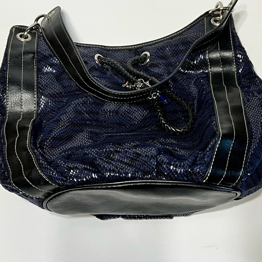 Strada Handbag - Picture 10 of 14